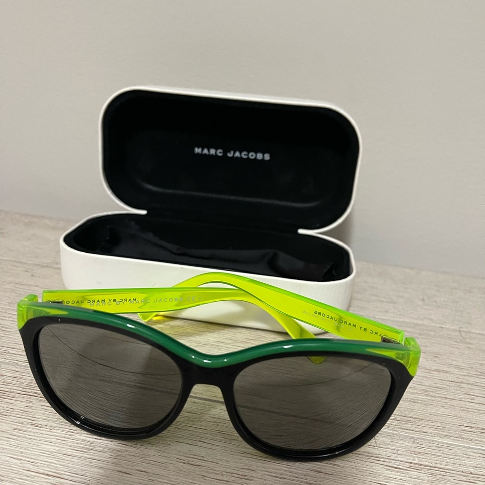 Marc by Marc Jacob womens sunglasses